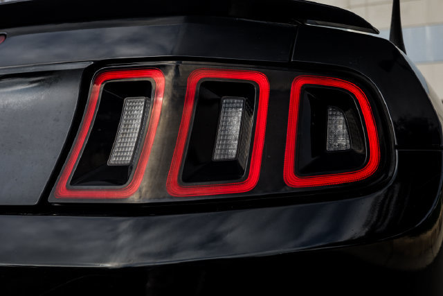 Used 2014 Ford Mustang Premium RWD image 19