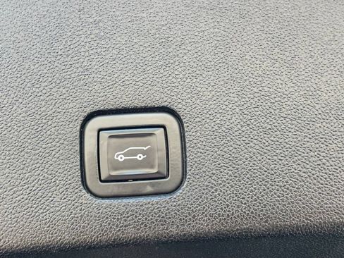 Certified 2021 Cadillac XT6 Sport AWD/4WD image 21