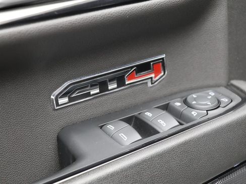 Used 2023 GMC Sierra 1500 AT4 w/ Technology Package image 22