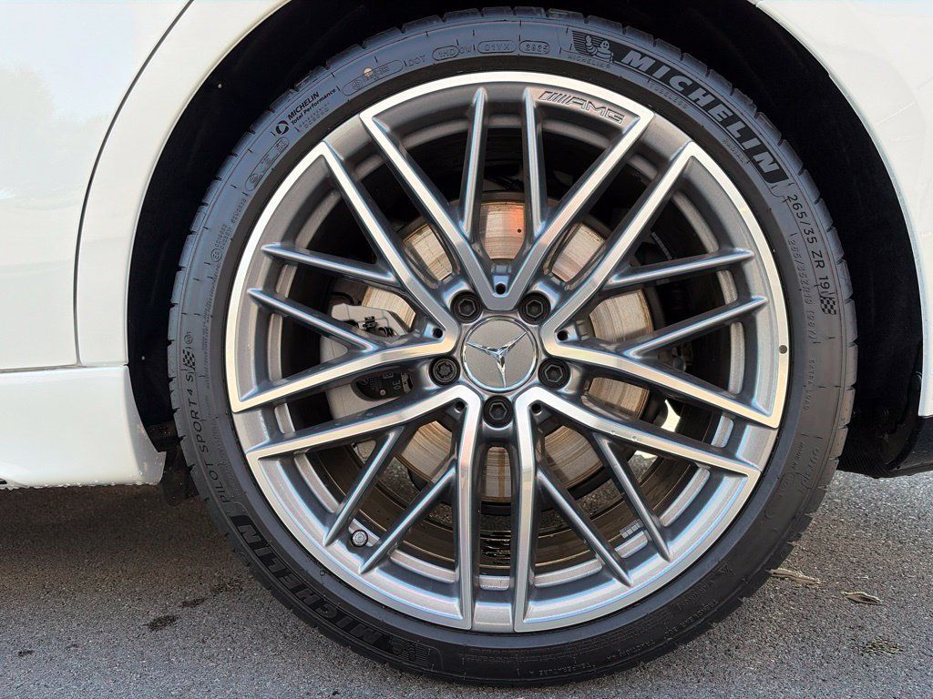 Used 2026 Mercedes-Benz C 43 AMG 4MATIC Sedan image 22