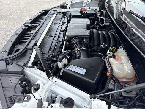 Used 2021 Chevrolet Silverado 1500 LTZ w/ LTZ Premium Package AWD/4WD image 44