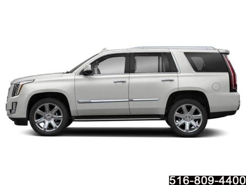 Used 2020 Cadillac Escalade Luxury AWD/4WD image 4