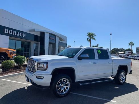 Used 2018 GMC Sierra 1500 Denali AWD/4WD image 1