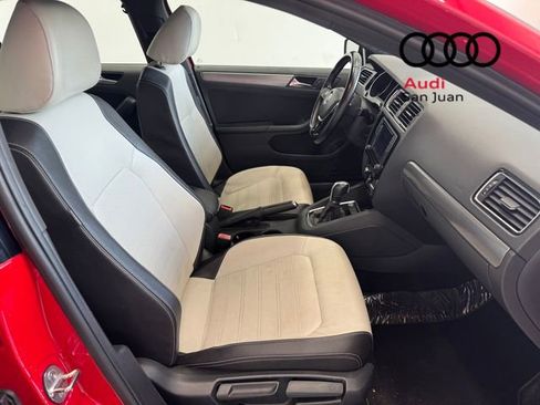 Used 2016 Volkswagen Jetta Sport FWD image 23