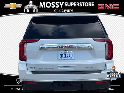 Used 2022 GMC Yukon XL SLT