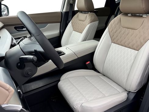 New 2026 Nissan Murano Platinum AWD/4WD image 25