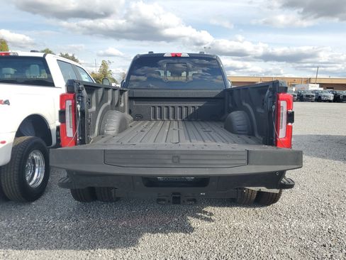 New 2026 Ford F350 Platinum image 9