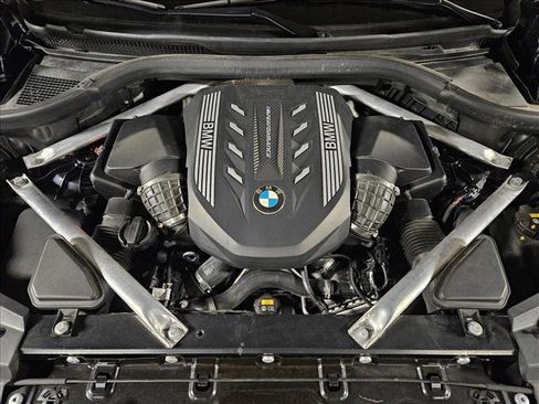 Used 2020 BMW X6 M50i image 23