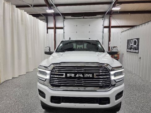 Used 2024 RAM 2500 Laramie w/ Safety Group AWD/4WD image 8