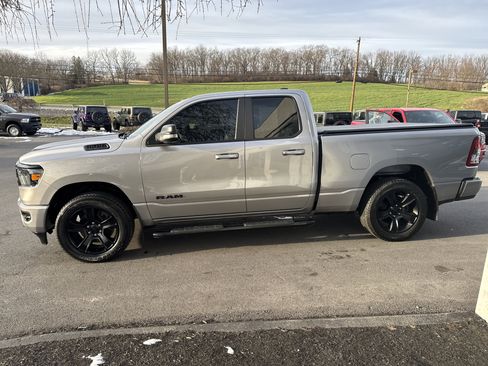 Used 2022 RAM 1500 Big Horn w/ Night Edition image 7