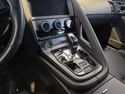 Used 2022 Jaguar F-TYPE R-Dynamic AWD/4WD image 9