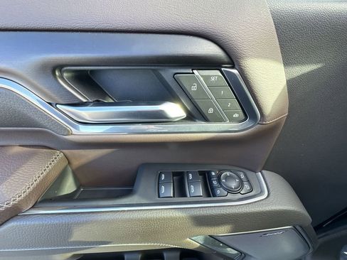 Used 2025 GMC Sierra 3500 Denali w/ Denali Reserve Package image 15