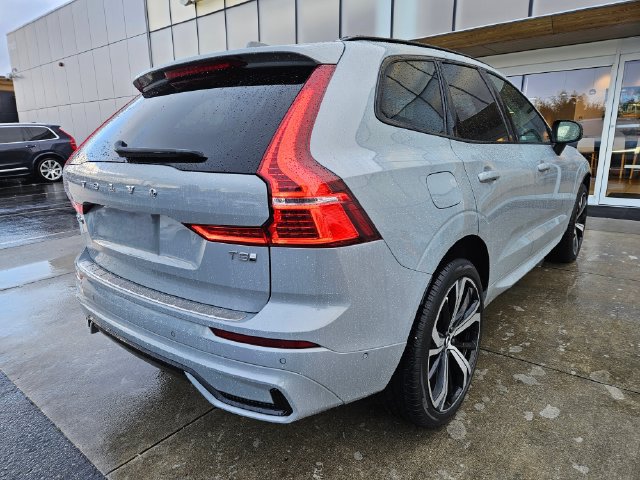 Used 2025 Volvo XC60 T8 Ultra w/ Protection Package Premier AWD/4WD image 5