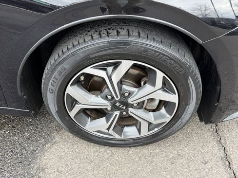 Used 2019 Kia Forte LXS image 15