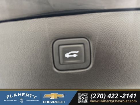 Used 2024 Chevrolet Blazer LT w/ LPO, Black Grille Bar Package image 18