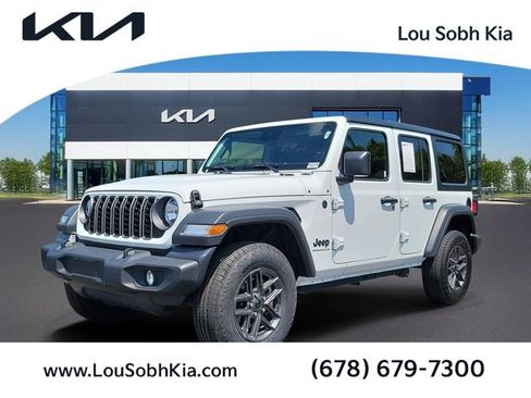 Used 2025 Jeep Wrangler Sport S AWD/4WD image 1