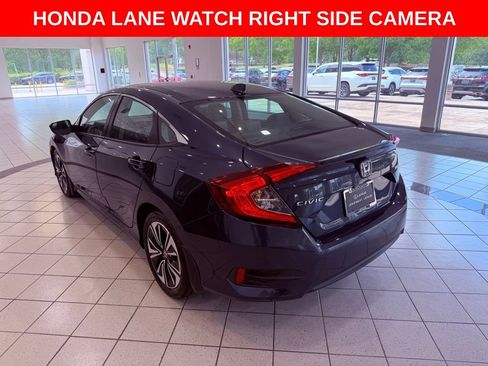 Used 2017 Honda Civic EX-T image 5