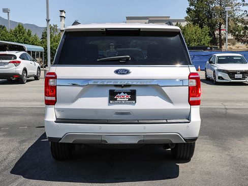 Used 2019 Ford Expedition XLT w/ Equipment Group 202A RWD image 7