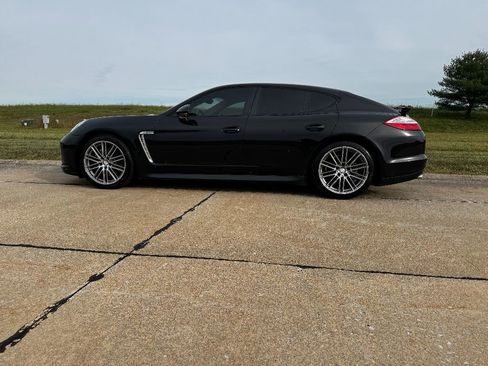 Used 2013 Porsche Panamera 4 image 10