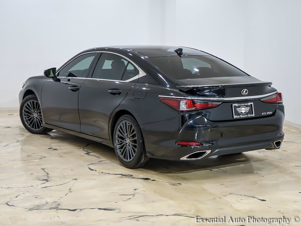 Used 2023 Lexus ES 350 w/ Premium Package FWD image 10