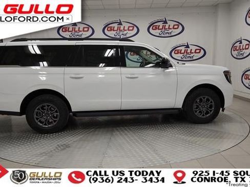 Used 2025 Ford Expedition Max Active image 9