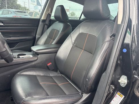 Used 2022 Nissan Altima 2.5 SR AWD/4WD image 12