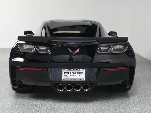Used 2019 Chevrolet Corvette Z06 RWD image 17