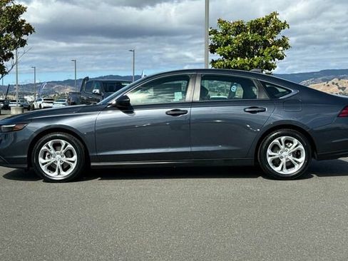 Certified 2023 Honda Accord LX image 7