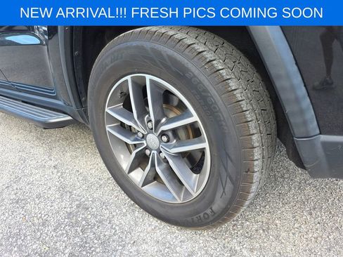 Used 2018 Jeep Grand Cherokee Laredo RWD image 7