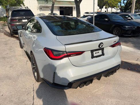 Used 2021 BMW M4 Coupe w/ M Carbon Exterior Package RWD image 5