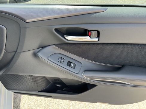 Used 2019 Toyota Avalon Touring FWD image 30