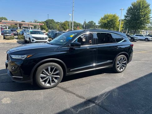 Used 2025 Acura MDX w/ Technology Package AWD/4WD image 2