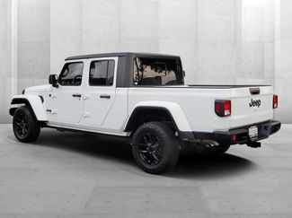 Used 2023 Jeep Gladiator Sport video 2