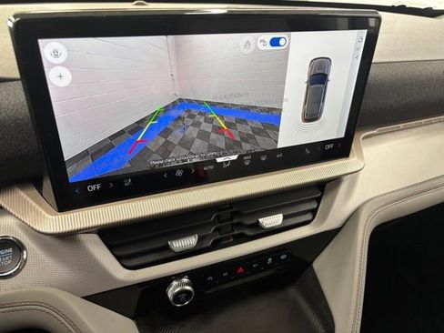 New 2026 Ford Explorer Active w/ Active Comfort Package image 5