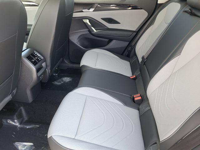 New 2026 Volkswagen Tiguan SE AWD/4WD image 17