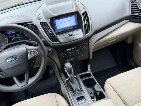 Used 2019 Ford Escape SE FWD image 20
