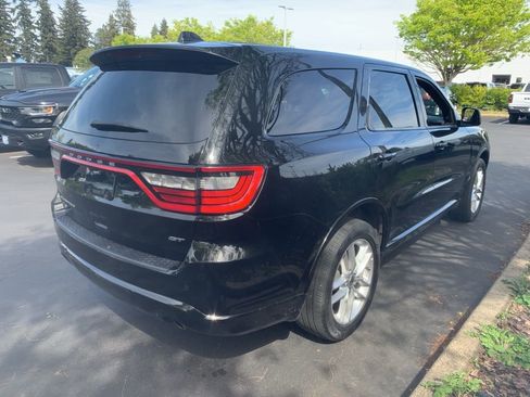 Used 2023 Dodge Durango GT image 4