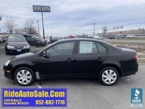 Used 2009 Volkswagen Jetta S image 8