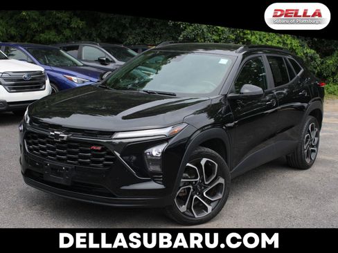 Used 2024 Chevrolet Trax RS w/ Driver Confidence Package FWD image 1