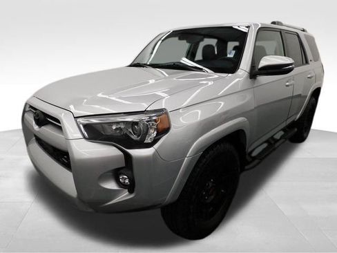 Used 2021 Toyota 4Runner SR5 Premium image 13