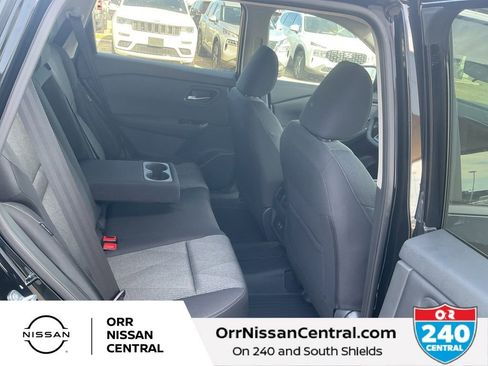 New 2026 Nissan Rogue SV image 12