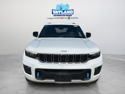 Certified 2022 Jeep Grand Cherokee Overland AWD/4WD image 21