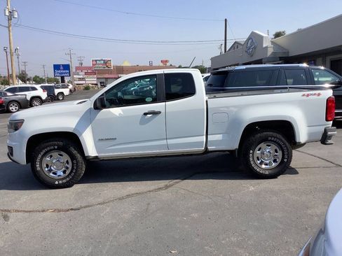 Used 2015 Chevrolet Colorado W/T w/ WT Convenience Package AWD/4WD image 16