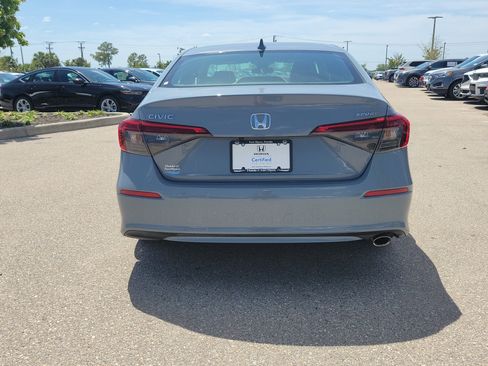 Certified 2024 Honda Civic Sport image 5