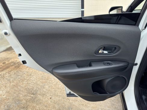 Used 2022 Honda HR-V Sport image 34