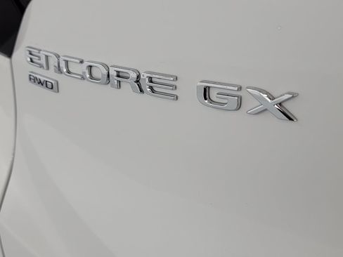 Used 2024 Buick Encore GX Avenir w/ Avenir Convenience Package image 10