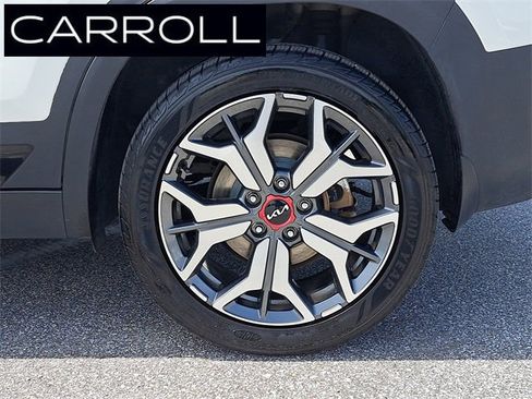 Used 2022 Kia Seltos SX image 9