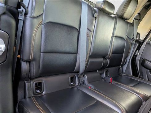 Certified 2025 Jeep Gladiator Sport image 17