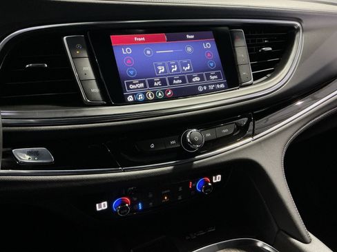 Used 2024 Buick Enclave Avenir w/ Avenir Technology Package AWD/4WD image 22