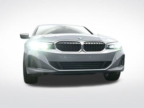 Used 2023 BMW 330i Sedan w/ Driving Assistance Package image 42